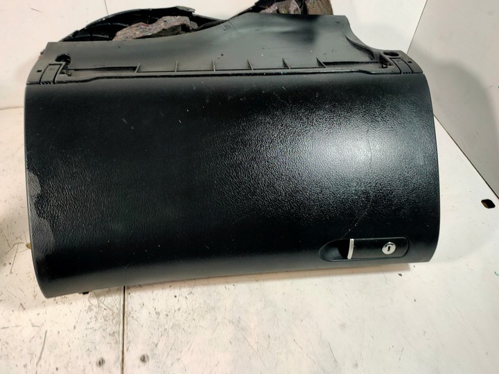 фото №9, Бардачок пасажира європа audi a4 b6 soul