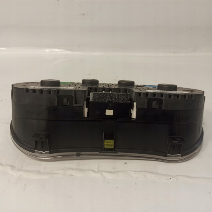 фото №10, Volkswagen bora 1.6 b панель приборов 1m0920820a 110080013002