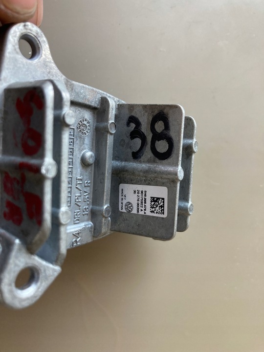 фото №1, Модуль led volkswagen оригинальный номер 5h0998478c правые