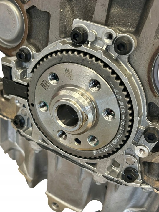 фото №8, Блок двигателя стойка 2.0 tdi cuw audi vw 03n103011a демонтаж km