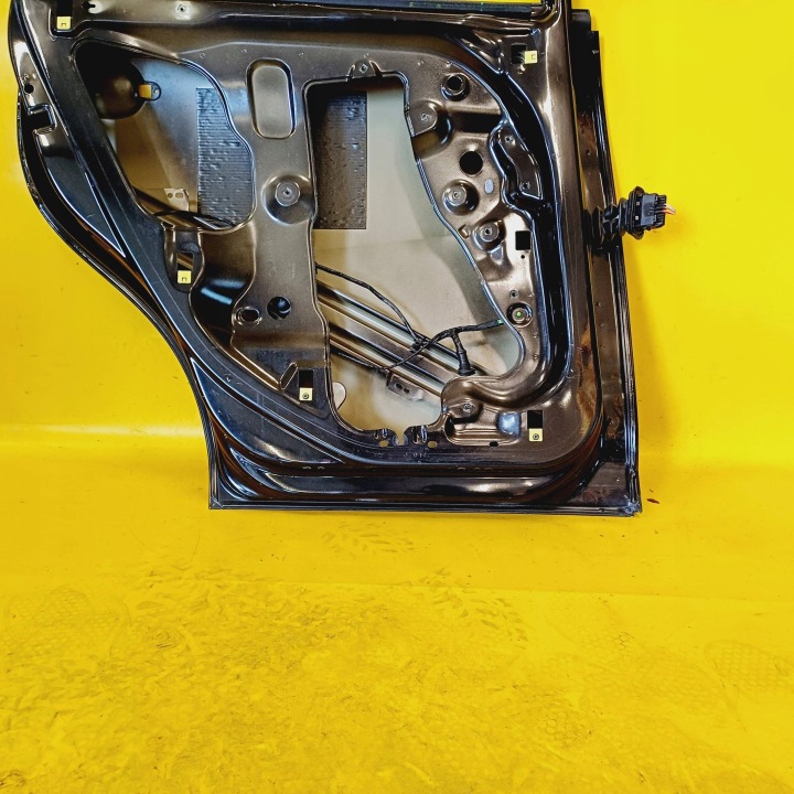 фото №9, Двері ліві зад ліві задні seat toledo iii lak: lc9z nr44