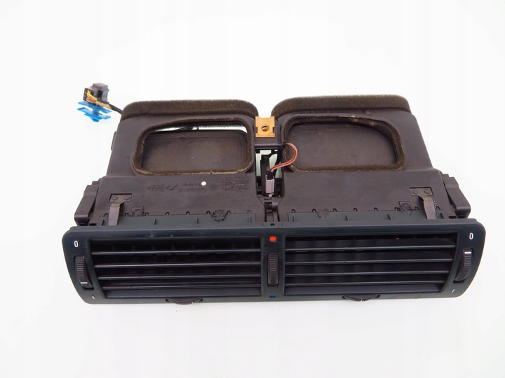 фото №6, Решётка воздуховод средство bmw e38 8390111