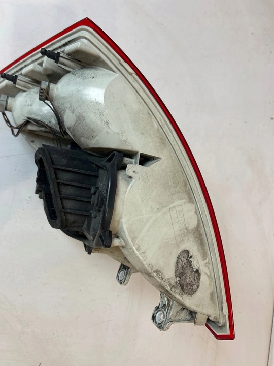 фото №12, Лампа зад задня ліва w крило skoda octavia iii sedan