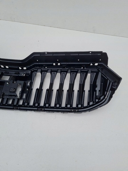 фото №7, Решітка радіатора решітка бампера перед 3p0853653a skoda superb 2024^