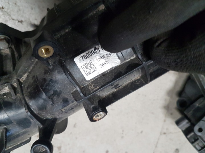 фото №6, Колектор впускний  впускний 7800088 bmw 3.0d 245 f10 f11