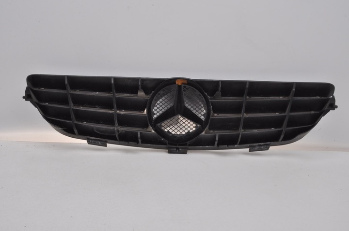 фото №10, Mercedes w209 решётка решётка радиатора решётка радиатора a2098880052