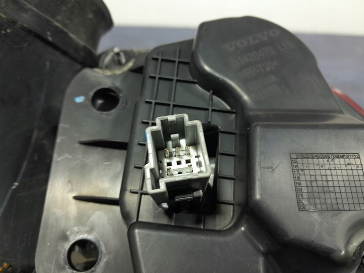 фото №9, Volvo s90 ii лампа зад задняя левая led 31656775