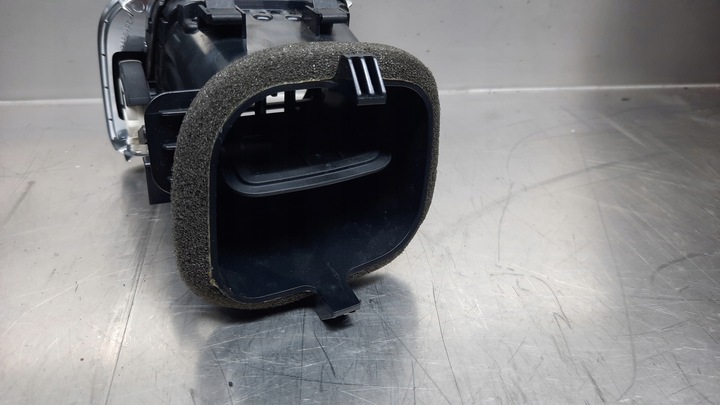 фото №5, Решётка воздуховод левая 30791697 volvo v40 ii 12-19r eu