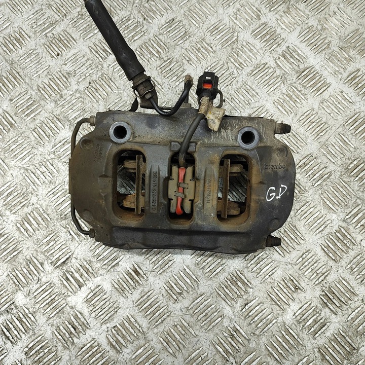 фото №8, Porsche panamera 971 2018 набір диск i затискачів гальмівних