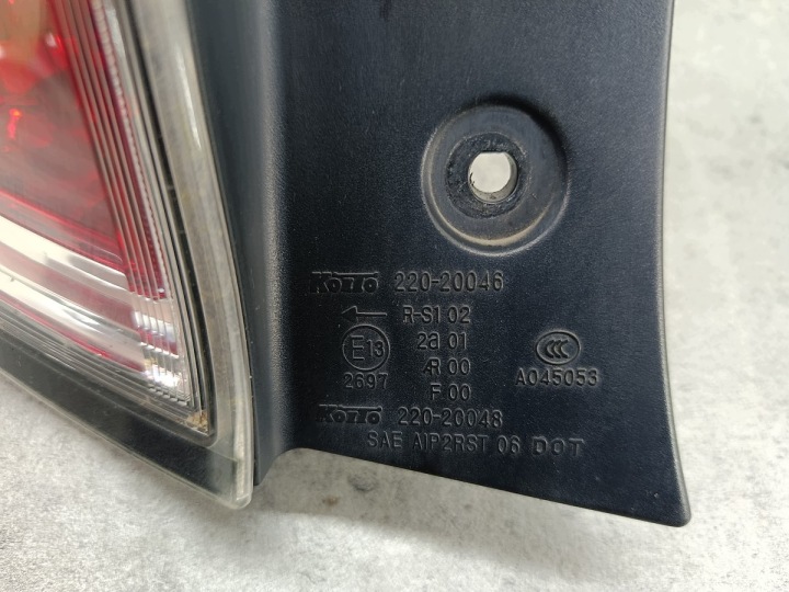фото №12, Фара задня ліва subaru forester iii 220-20046 koito
