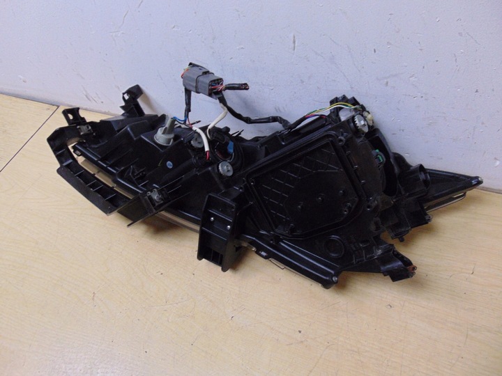 фото №13, Лампа правая перед обычная mazda 6 gh 07- европа