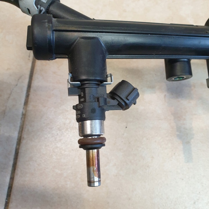 фото №10, Форсунка audi a5 f5 8t a4 b8 b9 2,0 tfsi oem номер