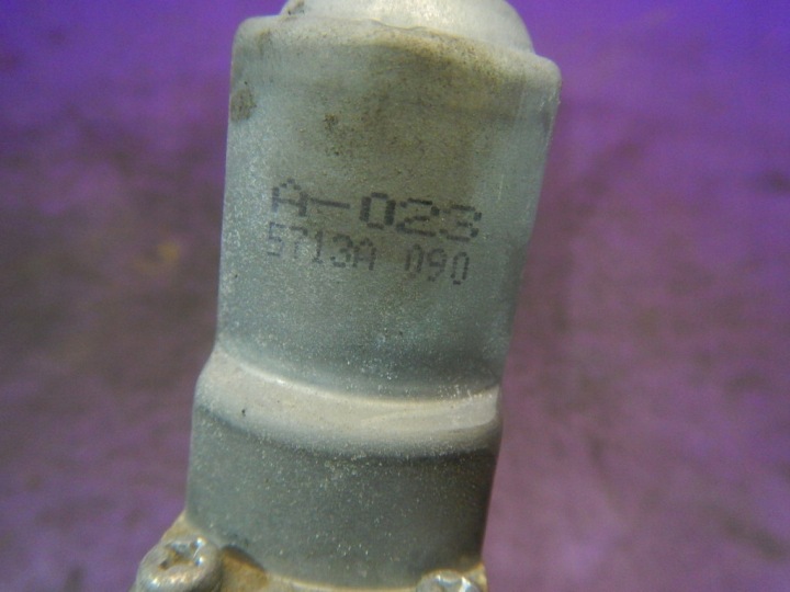 фото №5, Mitsubishi lancer viii sedan подъемник стекла перед правое 5713a090 2 pin