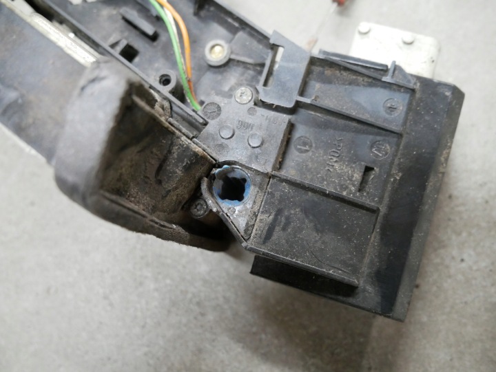фото №6, Bmw e39 e38 замок двері ліві перед європа 4pin