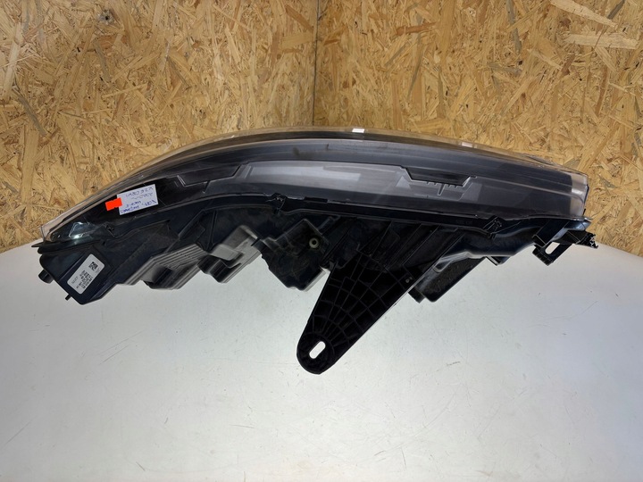 фото №11, Ford mustang mach-e 2022 лампы передние