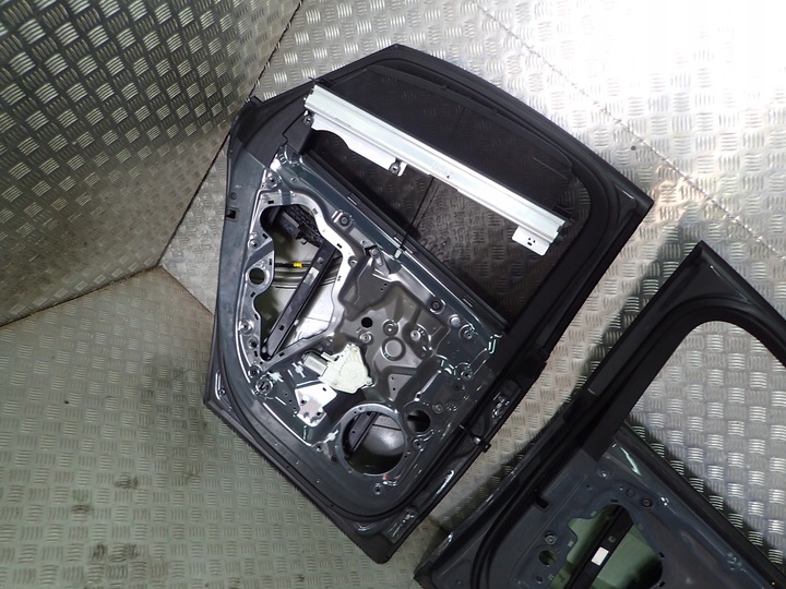 фото №8, Audi s8 a8 4h рестайлинг дверь зад задние левая стекло