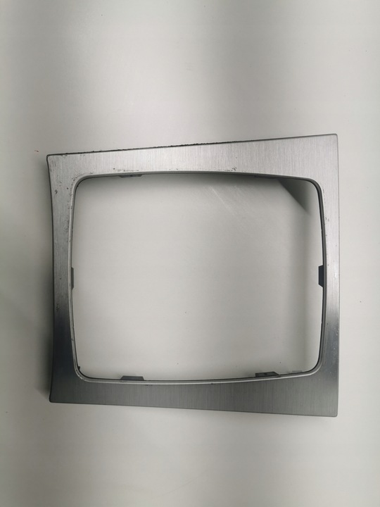 фото №1, Mercedes c класс w204 рамка dekor выборщик