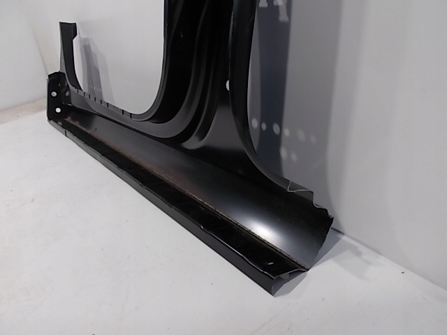 фото №8, Audi a4 b9 8w 15-23 обшивка порога правые порог org