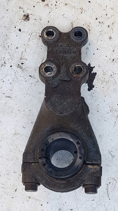 фото №1, Підвіс кріплення важіль стабілізатора daf xf 105 , 85 cf 6x2 bdf 1328886