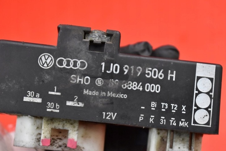 фото №11, Блок керування модуль вентилятора 1j0919506h vw new beetle 2.0 8v 116 km 98-05