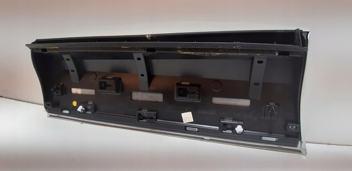 фото №13, Планка дверь левый зад vw tiguan 5na r-line 5na854949m