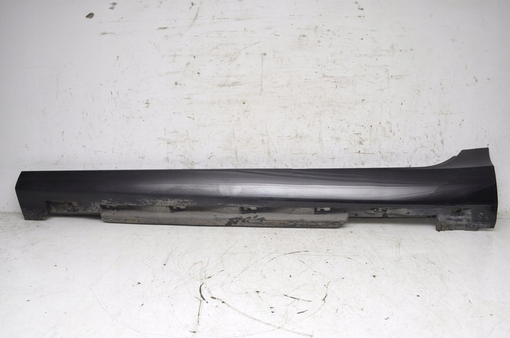 фото №1, Volvo v40 ii накладка пороговая левая 31395042 717-46