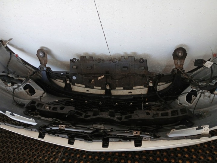 фото №9, Opel astra j рестайлинг бампер перед y40r pdc
