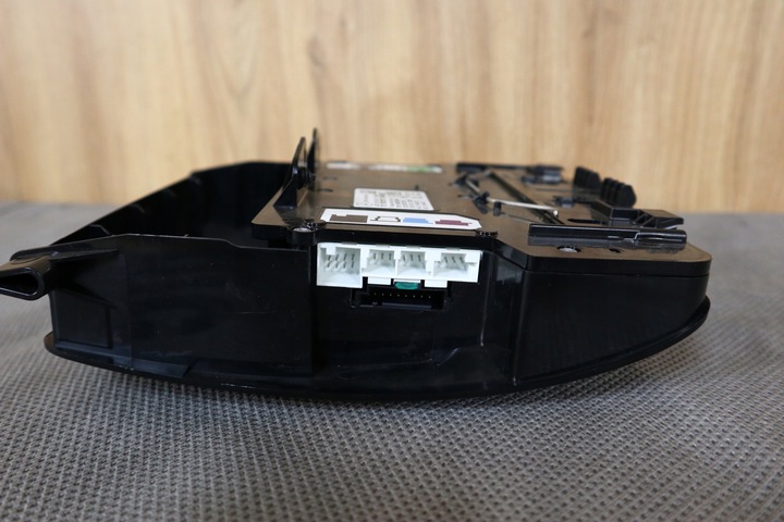 фото №5, Mercedes b-klasa w246 лампа потолок освещение кабины чёрная amg