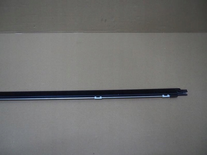 фото №8, Планка накладка двері ущільнювач скла лівий перед lexus nx