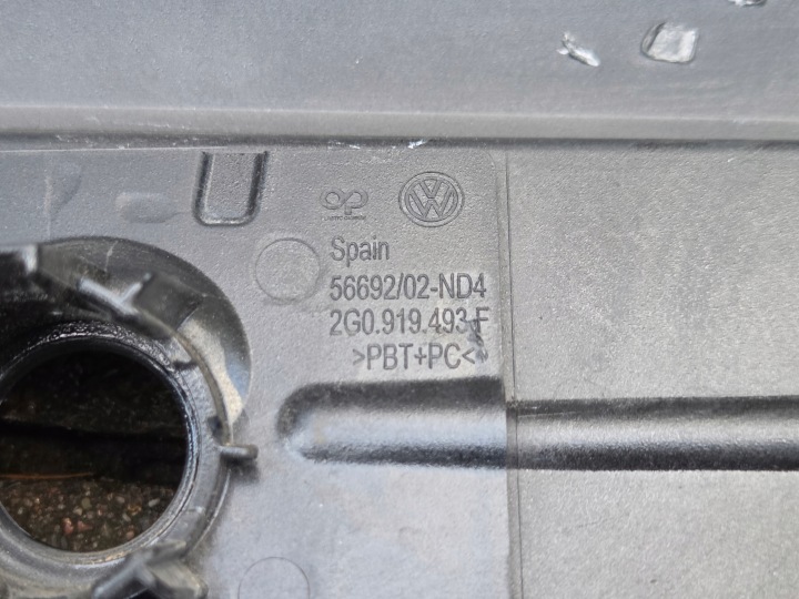 фото №13, Vw polo 2g рестайлинг r-line решётка бампера передней левая 2g0853665r 2021
