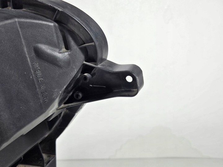 фото №9, Лампа ліва перед передня renault kadjar 2015- лінза led зчеплення eu