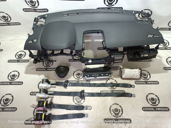 фото №1, Toyota corolla cross панель консоль подушка безопасности ремни org