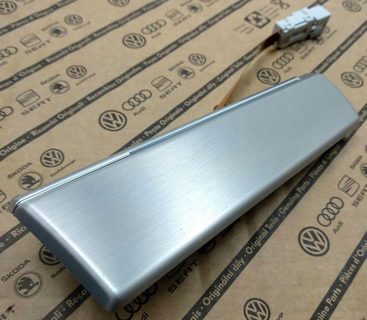 фото №14, Vw passat b8 рестайлінг dekor 3g1853300a 3g1853261g 2la