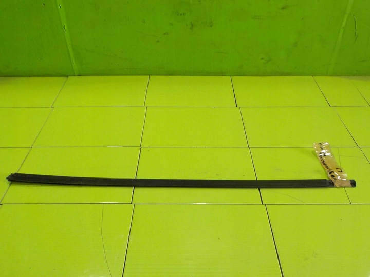 фото №4, Civic viii 5d планка накладка дверь левая перед