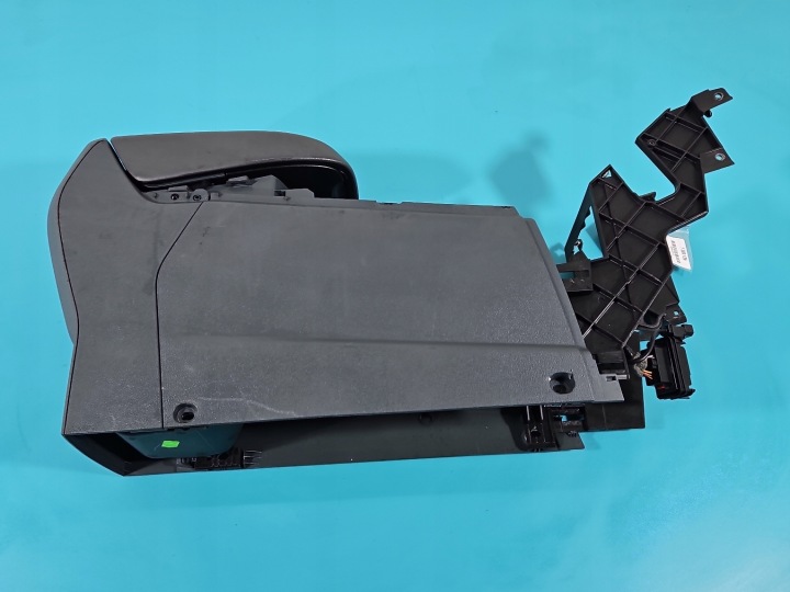 фото №12, Подлокотник туннель ford c-max ii mk2 bd25954 b0397