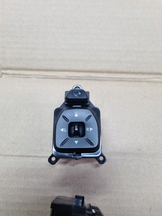 фото №9, Hyundai ix25 383495-1310 / 3834951310 подъёма szy i зеркал reg.