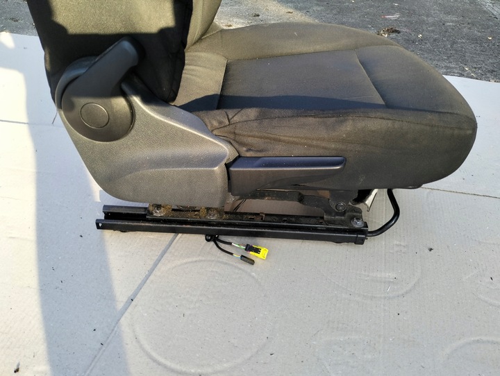 фото №7, Сиденье правые перед пассажира skoda rapid liftback