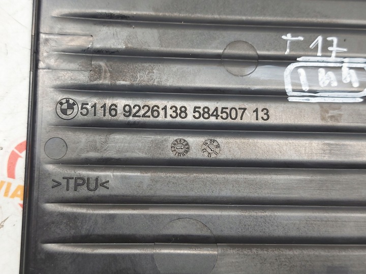 фото №10, Bmw 6 gran купе 640d f06 3.0 d 12r коврик резиновая консоли 9226138 9217619