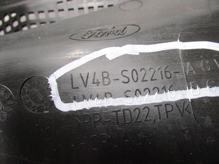 фото №7, Панель под лобовым стеклом ford kuga mk3 lv4b-s02216-ag