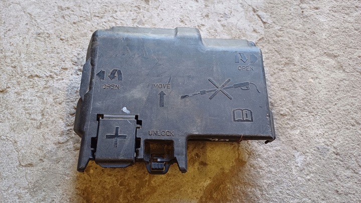 фото №1, Opel adam 1.4 b клема запобіжник 13371567