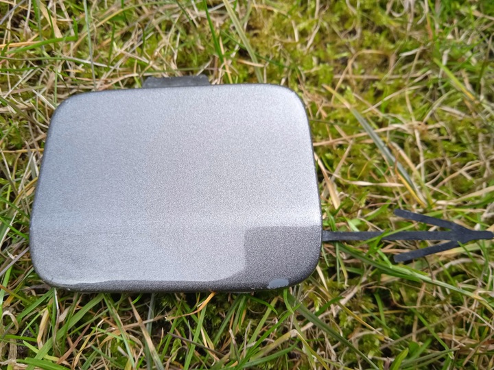 фото №1, Audi q7 4m заглушка фаркоп бампера зад lm7q