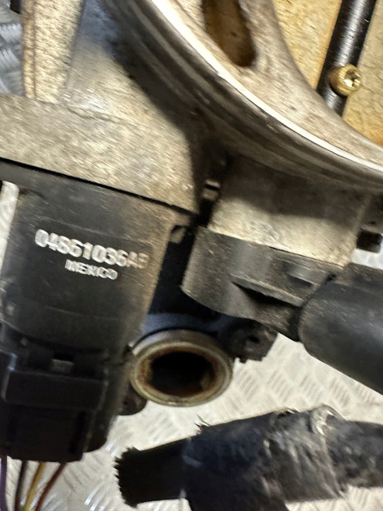 фото №8, Chrysler 300m 2.7 v6 коллектор дроссельная заслонка