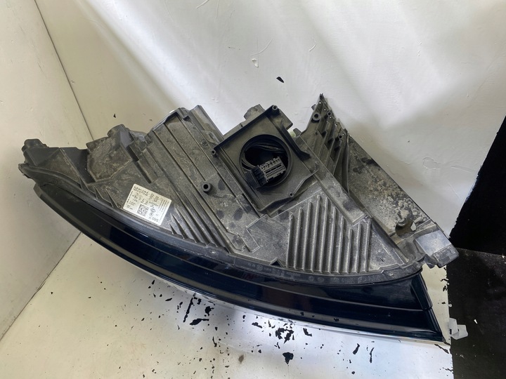 фото №14, Skoda enyaq лампа правые перед полный led 5lb941016a