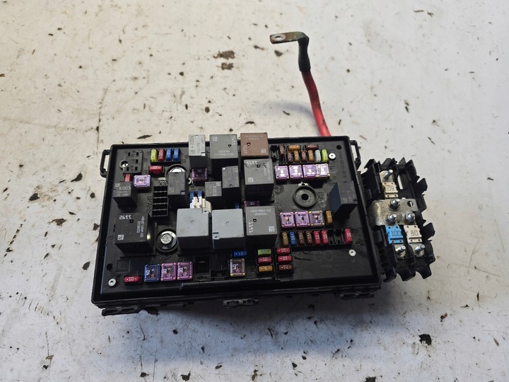 фото №1, Opel zafira c iii коробка корпус предохранителей bsi 39065978 co4 c04 b20dth