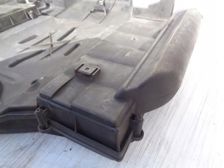 фото №7, Корпус фильтра воздуха a1120901101 mercedes w211 3,2 v6