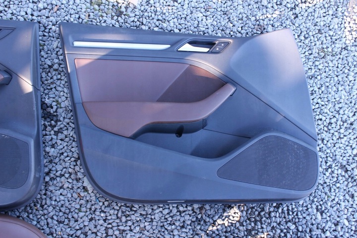 фото №13, Коричневые салон сиденья диван audi a3 8v hb eu