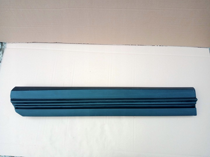 фото №1, Lexus rx iv права планка двері перед 2015r