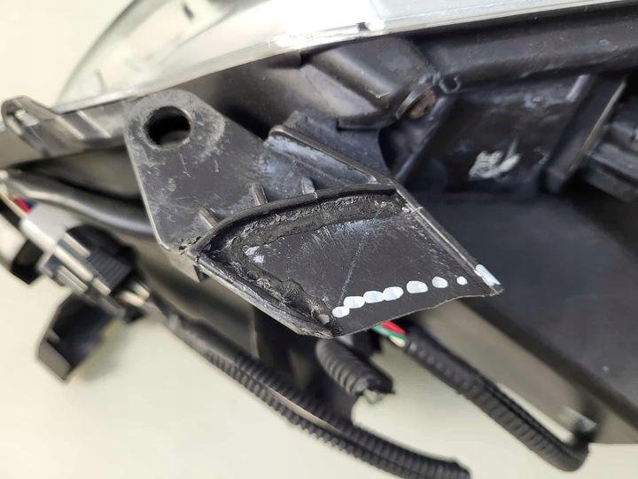 фото №15, Лампа depo левая правая перед лампы kpl h11 toyota avensis t27 европа sedan