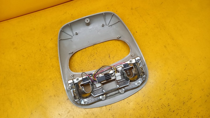 фото №7, Лампа стеля chrysler 300m 820110 98-04r