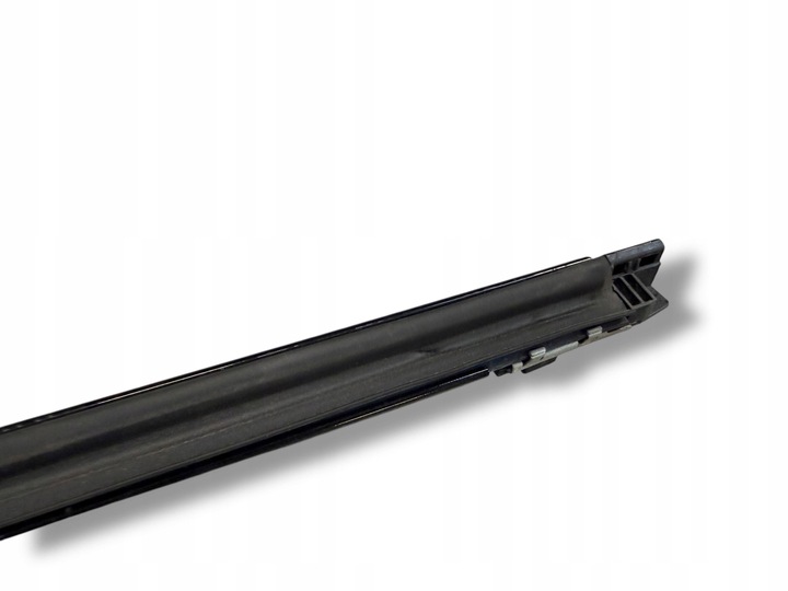 фото №7, Bmw 4 f32 f33 2018 планка / прокладка скла двері